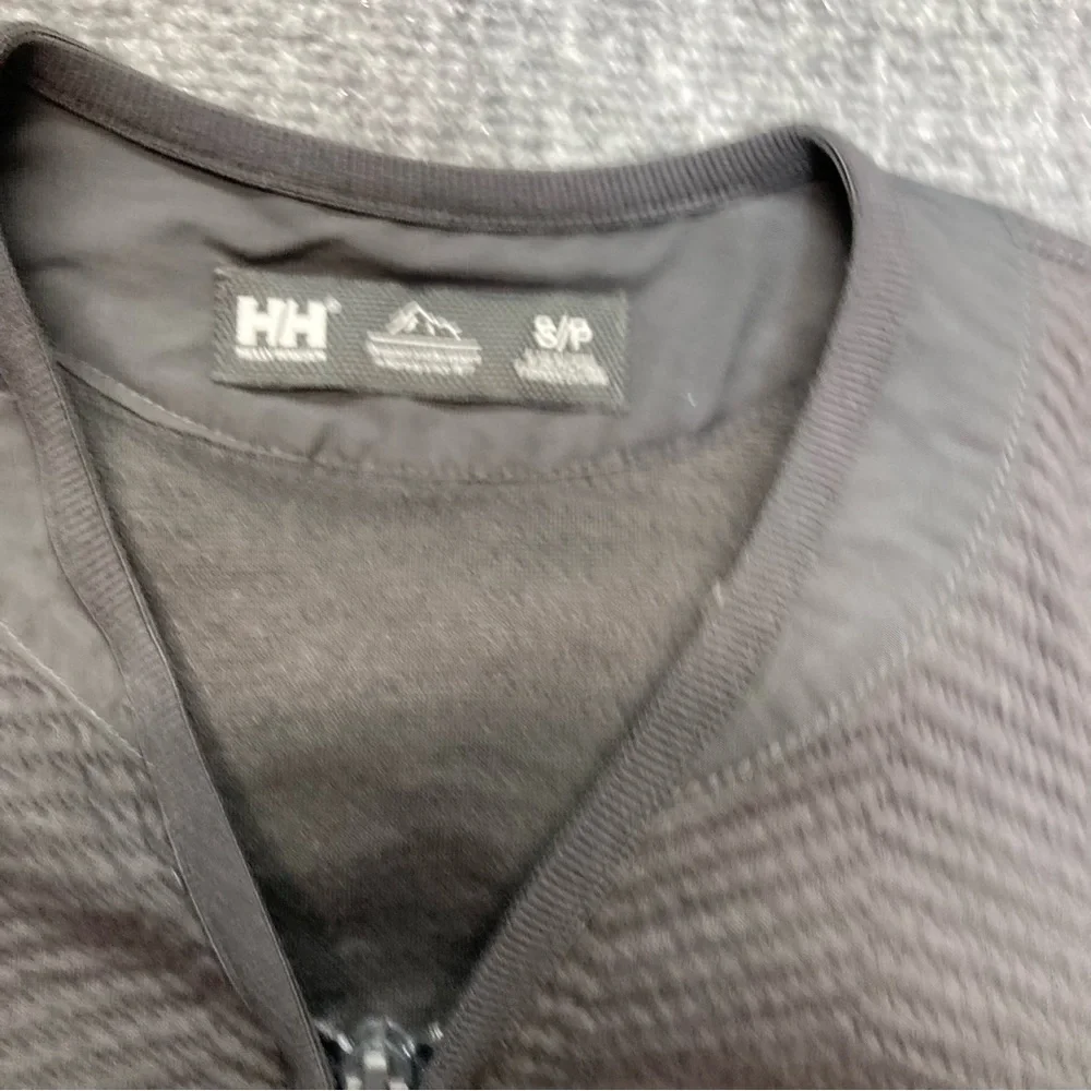 NWT Helly Hansen Jacket Womens Small Gray Lillo Full Zip Quilted